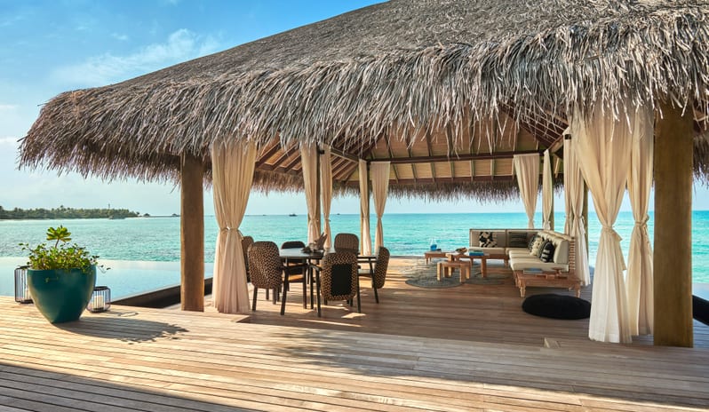 Fairmont Maldives Sirru Fen Fushi-THREE BEDROOM WATER SUNSET VILLA DECK_18842